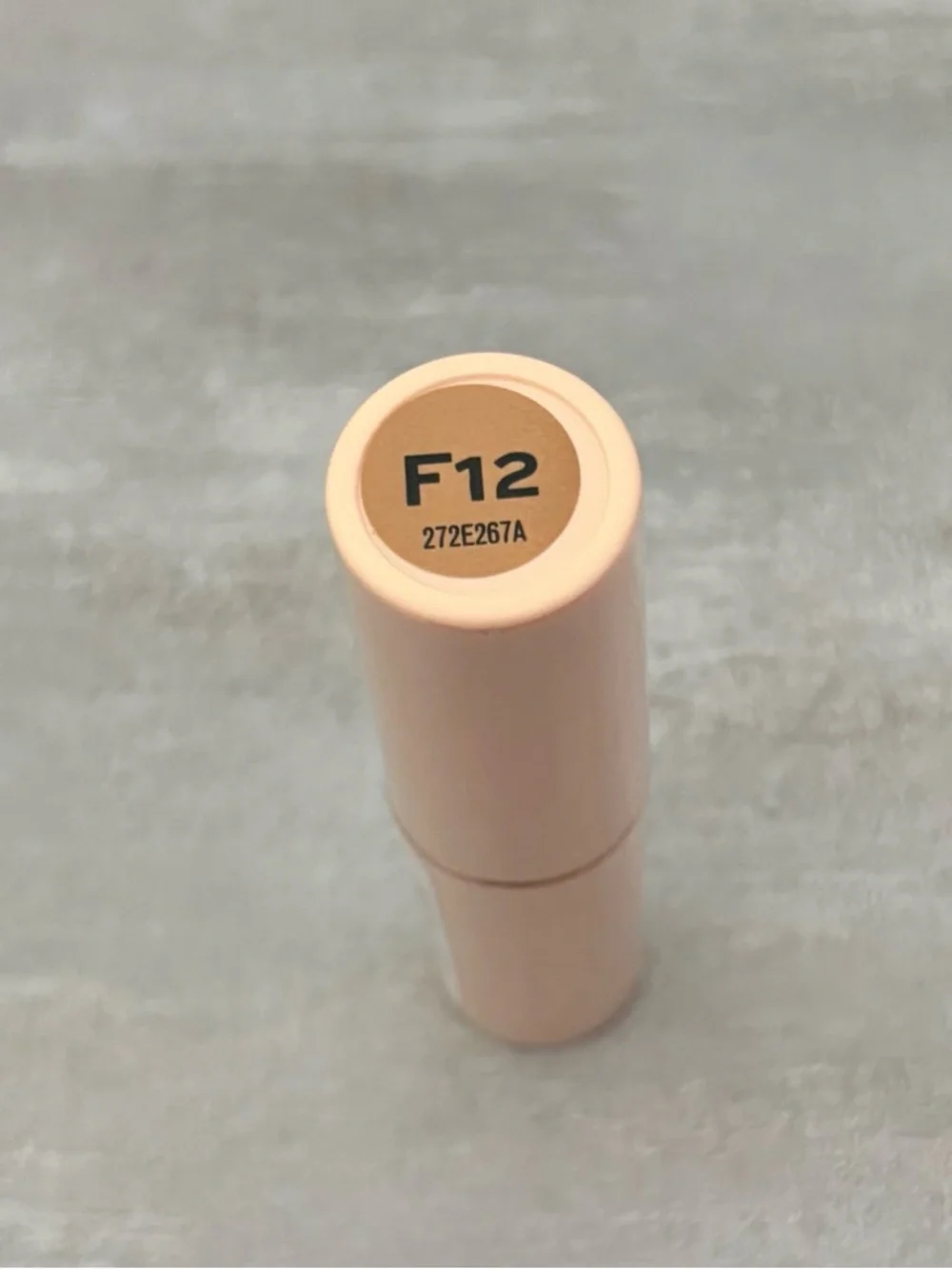 F12 Revolution Makeup Fast Base Stick Foundation